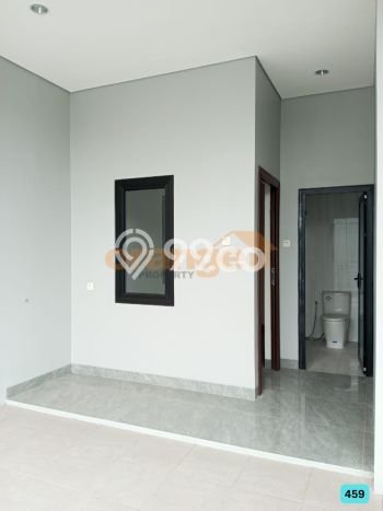 Ready to Use! Premium House LT 300m2 Desain Modern di Kota Wisata Ready to Use! Premium House LT 300m2 Desain Modern di Kota Wisata