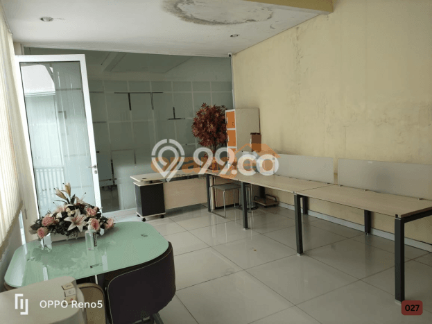 Ready to Use! Premium House LT 495m2 Desain Elegan di Kota Wisata Ready to Use! Premium House LT 495m2 Desain Elegan di Kota Wisata
