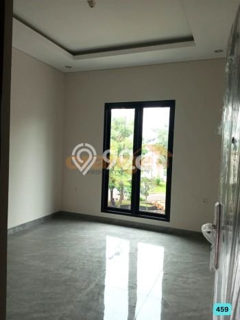Ready to Use! Premium House LT 300m2 Desain Modern di Kota Wisata Ready to Use! Premium House LT 300m2 Desain Modern di Kota Wisata