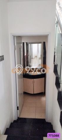 Dijual Rumah Mewah Megah Dengan View Cantik di Raffles Hills, Jakarta Timur Dijual Rumah Mewah Megah Dengan View Cantik di Raffles Hills, Jakarta Timur