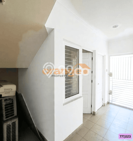 Rumah Elit Modern Tanpa Renovasi di Kota Wisata Jakarta Timur Rumah Elit Modern Tanpa Renovasi di Kota Wisata Jakarta Timur