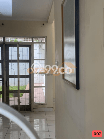 Jual Rumah Mewah Elegan Dengan View Eksklusif di Kota Wisata, Jakarta Timur Jual Rumah Mewah Elegan Dengan View Eksklusif di Kota Wisata, Jakarta Timur