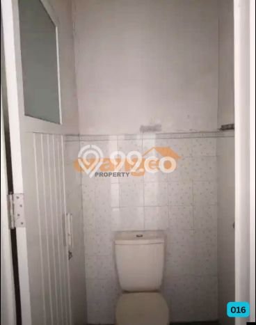 Disewakan! Rumah 2 Kamar Tidur &
1 Kamar Mandi di Kota Wisata, Jakarta Timur Disewakan! Rumah 2 Kamar Tidur &
1 Kamar Mandi di Kota Wisata, Jakarta Timur