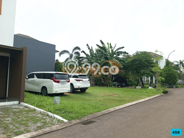 Tanah Komersial di , Luas 335m2m², Pinggir Jalan Tanah Komersial di , Luas 335m2m², Pinggir Jalan
