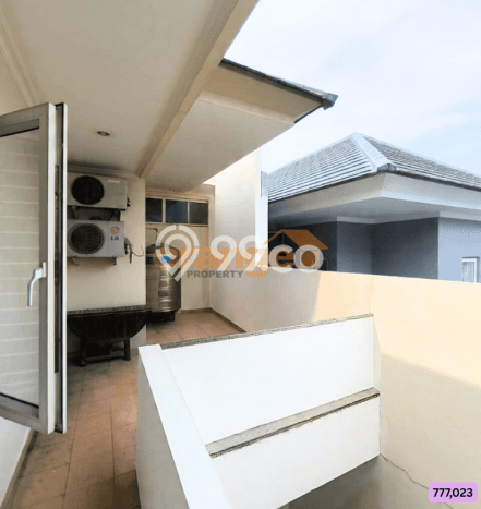 Rumah Elit Modern Tanpa Renovasi di Kota Wisata Jakarta Timur Rumah Elit Modern Tanpa Renovasi di Kota Wisata Jakarta Timur