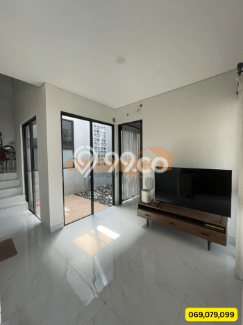 Jual Rumah Modern 3 KT di Kota Wisata, Jakarta Timur Jual Rumah Modern 3 KT di Kota Wisata, Jakarta Timur