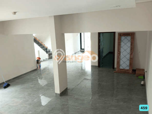 Rumah Elit LB 250m2 Siap Pakai Desain Elegan di Kota Wisata, Jakarta Timur Rumah Elit LB 250m2 Siap Pakai Desain Elegan di Kota Wisata, Jakarta Timur