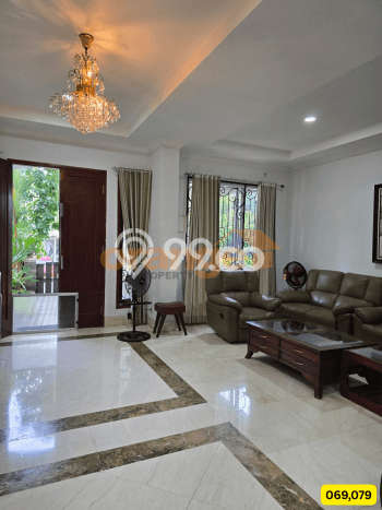 Rumah Luxury Modern Siap Huni di Legenda Wisata Jakarta Timur Rumah Luxury Modern Siap Huni di Legenda Wisata Jakarta Timur