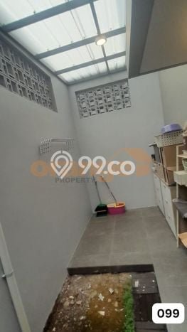 Disewakan! Rumah 3 Kamar Tidur &
2 Kamar Mandi di Legenda Wisata, Jakarta Timur Disewakan! Rumah 3 Kamar Tidur &
2 Kamar Mandi di Legenda Wisata, Jakarta Timur