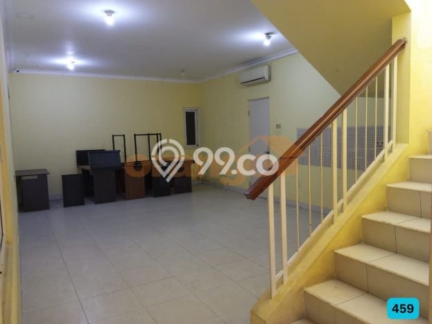 Rumah sewa siap huni 3 KT di Kota Wisata, Jakarta Timur Rumah sewa siap huni 3 KT di Kota Wisata, Jakarta Timur