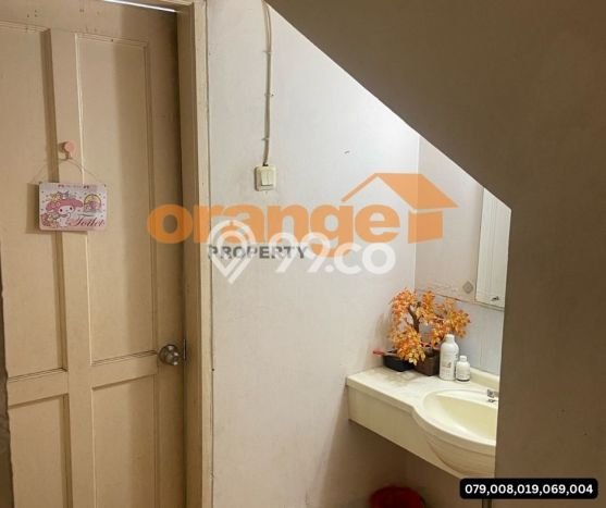 Rumah Luxury Modern Siap Huni di Kota Wisata Jakarta Timur Rumah Luxury Modern Siap Huni di Kota Wisata Jakarta Timur