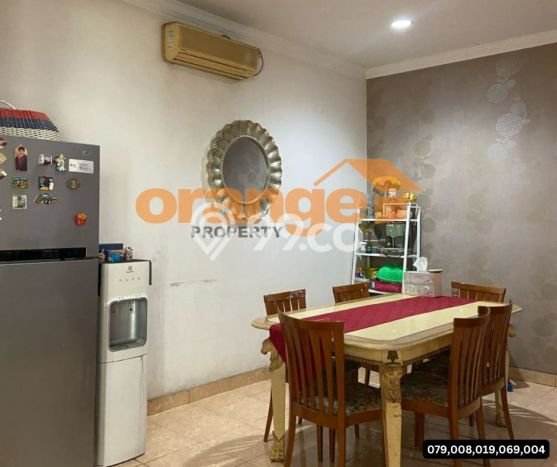 Rumah Luxury Modern Siap Huni di Kota Wisata Jakarta Timur Rumah Luxury Modern Siap Huni di Kota Wisata Jakarta Timur