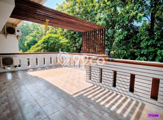 Rumah Modern 6 KT di Kota Wisata Jakarta Timur Unfurnished Rumah Modern 6 KT di Kota Wisata Jakarta Timur Unfurnished