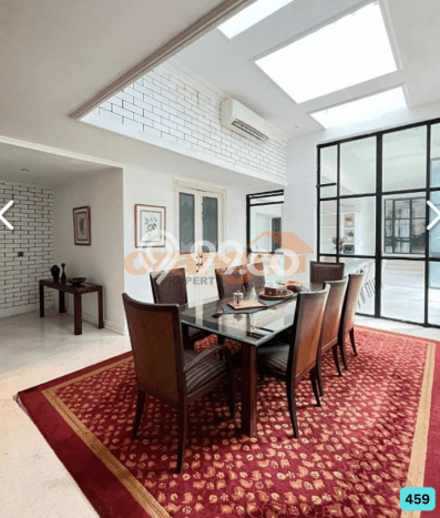 Ready to Use! Luxury House LT 1323m2 Desain Elegan di Simprug Ready to Use! Luxury House LT 1323m2 Desain Elegan di Simprug