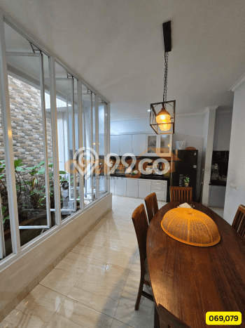 Rumah Luxury Modern Siap Huni di Legenda Wisata Jakarta Timur Rumah Luxury Modern Siap Huni di Legenda Wisata Jakarta Timur