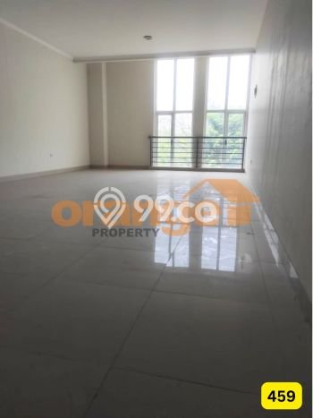 LOKASI STRATEGIS! Ruko Disewakan Kawasan Kota Wisata, Luas 234m2m², Lokasi Niaga LOKASI STRATEGIS! Ruko Disewakan Kawasan Kota Wisata, Luas 234m2m², Lokasi Niaga