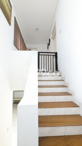 Rumah Disewakan Depok LT 152m2 LB 192m2 Kawasan Cibubur Rumah Disewakan Depok LT 152m2 LB 192m2 Kawasan Cibubur