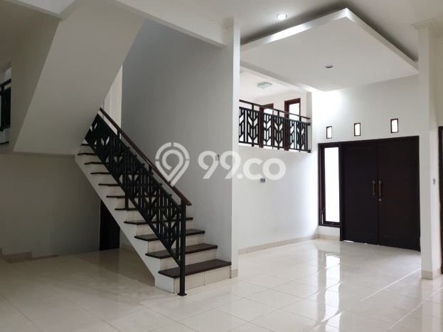 PILIHAN TEPAT! Rumah di Citra Grand, 6 KT, Akses Sekolah, LT 200m2m² LB 500m2m² PILIHAN TEPAT! Rumah di Citra Grand, 6 KT, Akses Sekolah, LT 200m2m² LB 500m2m²