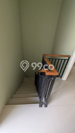 Lokasi strategis! Rumah siap huni disewakan di Jatisampurna LB 120m2 Lokasi strategis! Rumah siap huni disewakan di Jatisampurna LB 120m2