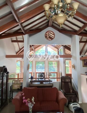 For Sale! Luxury House LT 350m2 Desain Elegan di Dago Pakar For Sale! Luxury House LT 350m2 Desain Elegan di Dago Pakar