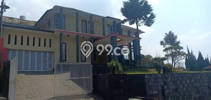 HOT DEAL! Vila Kawasan , Area 658m2m², Lokasi Strategis HOT DEAL! Vila Kawasan , Area 658m2m², Lokasi Strategis