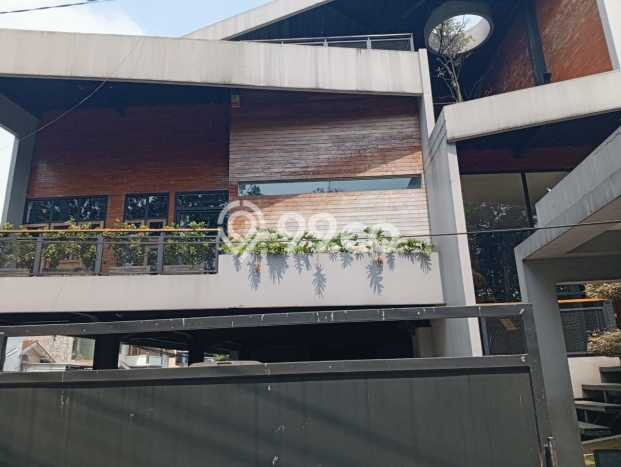 Unit Komersial Dijual di Pasteur Bandung Luas Tanah 400m2, Luas Bangunan 950m2 Unit Komersial Dijual di Pasteur Bandung Luas Tanah 400m2, Luas Bangunan 950m2