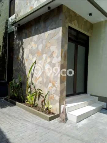 Rumah Kost untuk Dijual di Coblong dengan 12 KT, 14 KM, Luas 320m2 Rumah Kost untuk Dijual di Coblong dengan 12 KT, 14 KM, Luas 320m2