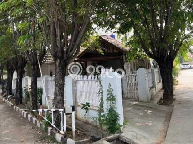 Ready to Use! Premium House LT 310m2 Desain Elegan di Jati Asih Ready to Use! Premium House LT 310m2 Desain Elegan di Jati Asih