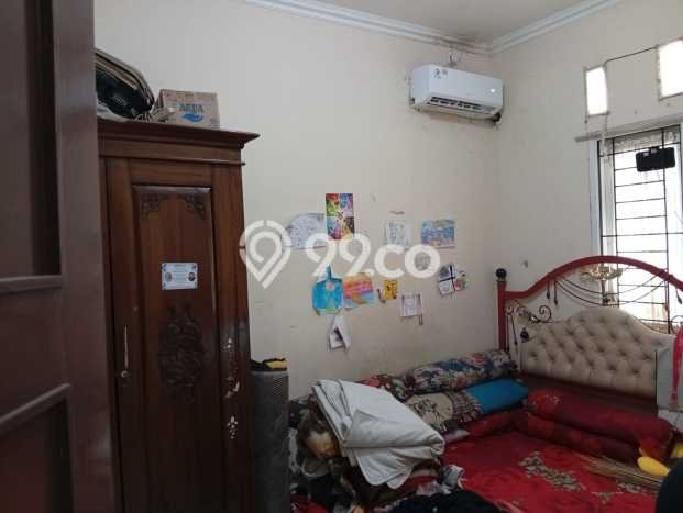 Dijual Rumah 3 Kamar Lokasi Ideal Bagus dan Strategis di Beji Dijual Rumah 3 Kamar Lokasi Ideal Bagus dan Strategis di Beji
