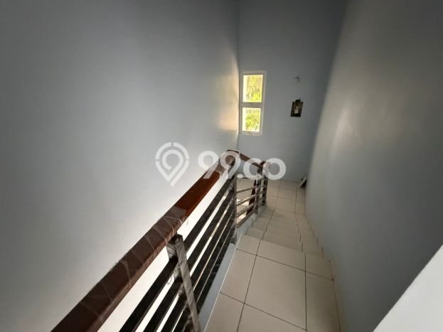 Disewakan! Rumah 2 Kamar Tidur &
2 Kamar Mandi di Summarecon Bekasi, Bekasi Disewakan! Rumah 2 Kamar Tidur &
2 Kamar Mandi di Summarecon Bekasi, Bekasi