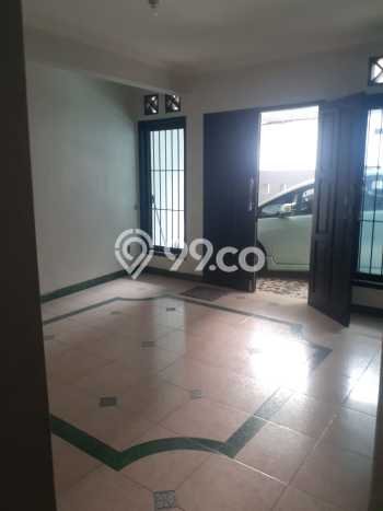 Dijual Rumah Minimalis Bagus Punya 5 KT di Tebet Jakarta Selatan SHM Dijual Rumah Minimalis Bagus Punya 5 KT di Tebet Jakarta Selatan SHM