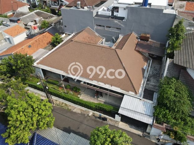 Dijual Hunian Mewah dengan Fasilitas Sekitar Komplit di Kebayoran Lama, Jakarta Selatan Dijual Hunian Mewah dengan Fasilitas Sekitar Komplit di Kebayoran Lama, Jakarta Selatan