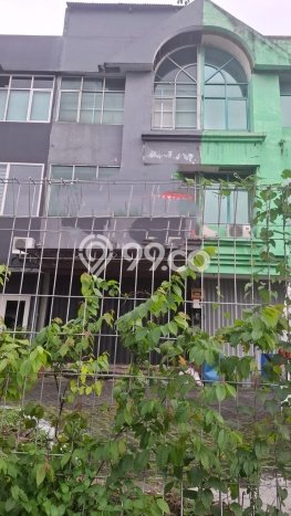 Ruko Dijual di Jakarta Timur LT 84m2 & LB 250m2 Lokasi Terbaik! Ruko Dijual di Jakarta Timur LT 84m2 & LB 250m2 Lokasi Terbaik!