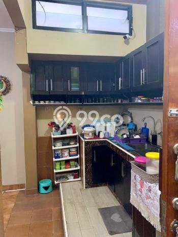 Rumah Mewah Dijual LT 135m2 di Pesanggrahan, Jakarta Selatan Rumah Mewah Dijual LT 135m2 di Pesanggrahan, Jakarta Selatan