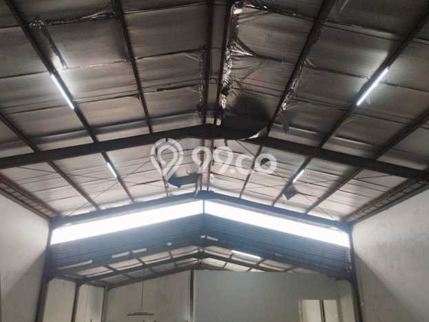 Gudang untuk disewa di Pulo Gadung punya LT 420m2 & LB 612m2 harga sewa kompetitif Gudang untuk disewa di Pulo Gadung punya LT 420m2 & LB 612m2 harga sewa kompetitif