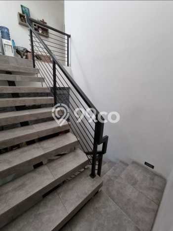 Rumah Luxury Modern Tanpa Renovasi di Sunter Jakarta Utara Rumah Luxury Modern Tanpa Renovasi di Sunter Jakarta Utara