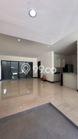 Rumah Elit Modern Tanpa Renovasi di BSD City Tangerang Rumah Elit Modern Tanpa Renovasi di BSD City Tangerang