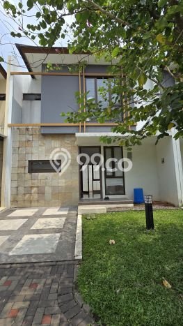 For Sale Rumah 3 Kamar Lokasi Strategis Nyaman dan Strategis di BSD For Sale Rumah 3 Kamar Lokasi Strategis Nyaman dan Strategis di BSD