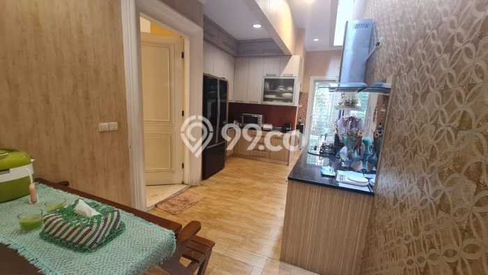 Siap Huni Hunian Elit 5 Kamar di BSD Dekat ke Mana Pun Siap Huni Hunian Elit 5 Kamar di BSD Dekat ke Mana Pun