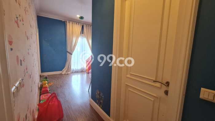 Siap Huni Hunian Elit 5 Kamar di BSD Dekat ke Mana Pun Siap Huni Hunian Elit 5 Kamar di BSD Dekat ke Mana Pun