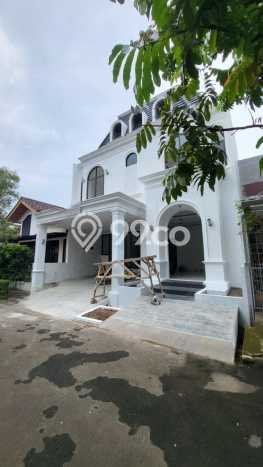 Rumah Luxury Modern Tanpa Renovasi di Bintaro Jakarta Selatan Rumah Luxury Modern Tanpa Renovasi di Bintaro Jakarta Selatan