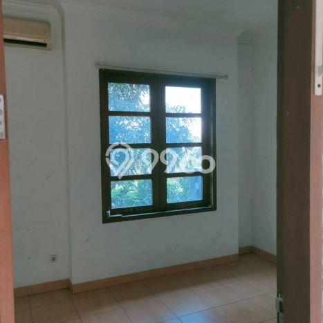 Rumah Elit Modern Tanpa Renovasi di Alam Sutera Tangerang Rumah Elit Modern Tanpa Renovasi di Alam Sutera Tangerang