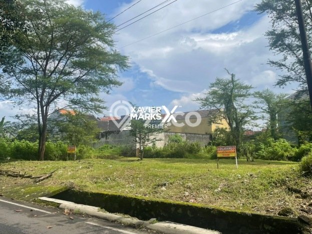 Kavling Tanah untuk Dijual di Malang Kota, Malang, Luas 550m2 Kavling Tanah untuk Dijual di Malang Kota, Malang, Luas 550m2