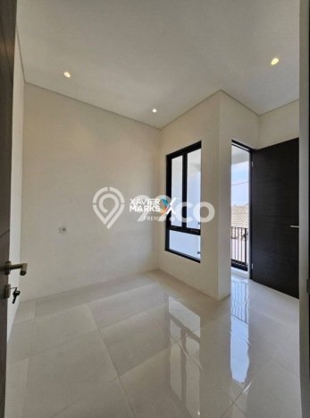 Dijual Cepat Rumah Bagus Siap Huni LB 112m2 di Blimbing, Malang Dijual Cepat Rumah Bagus Siap Huni LB 112m2 di Blimbing, Malang