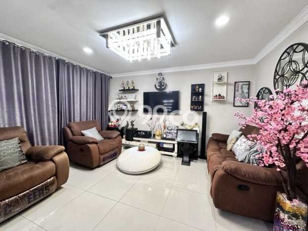 Dijual Rumah Luas Elegan Dengan View Cantik di Grand Wisata, Bekasi Dijual Rumah Luas Elegan Dengan View Cantik di Grand Wisata, Bekasi