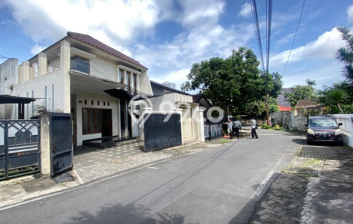 For Sale! Premium House LT 341m2 Desain Modern di Lamper For Sale! Premium House LT 341m2 Desain Modern di Lamper
