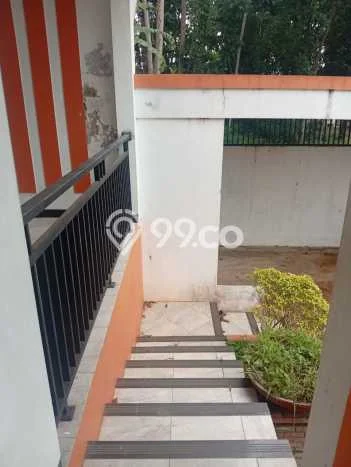 Rumah Strategis Minimalis Lb 200m2 di Gunung Pati, Semarang Rumah Strategis Minimalis Lb 200m2 di Gunung Pati, Semarang
