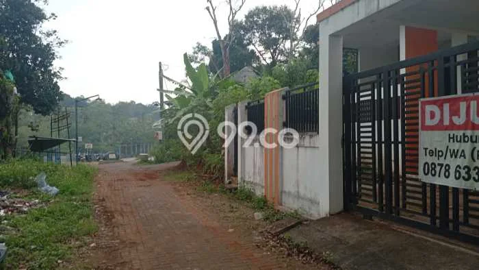Rumah Strategis Minimalis Lb 200m2 di Gunung Pati, Semarang Rumah Strategis Minimalis Lb 200m2 di Gunung Pati, Semarang
