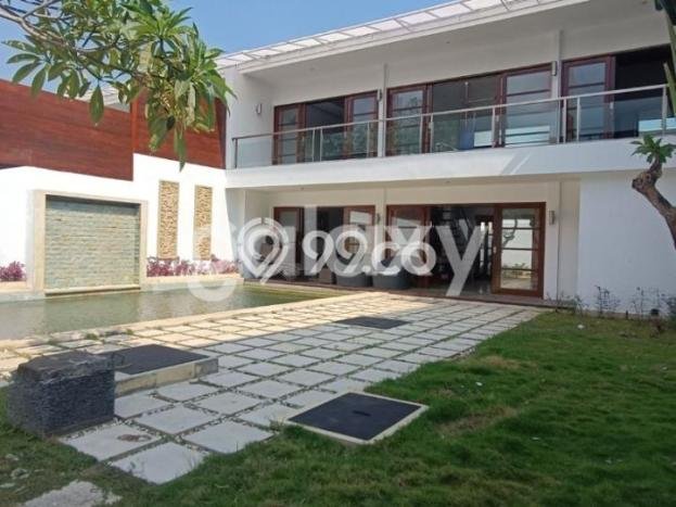 HARGA TERBAIK! Vila Kawasan Kuta, Area 409m2m², Area Strategis HARGA TERBAIK! Vila Kawasan Kuta, Area 409m2m², Area Strategis