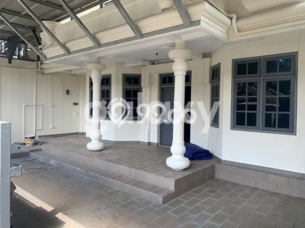 Lokasi terbaik! Rumah siap huni dikontrakkan di Kuta Selatan LB 400m2 Lokasi terbaik! Rumah siap huni dikontrakkan di Kuta Selatan LB 400m2
